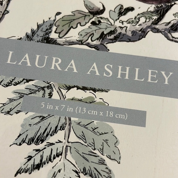 Laura Ashley | Powder Blue Shabby Chic Frame - Picture 7 of 8